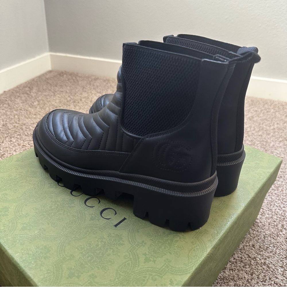 Gucci leather Chelsea boot 36.5